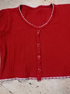 short top in red colour