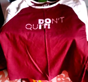 Burgundy &amp; White Graphic T-Shirt