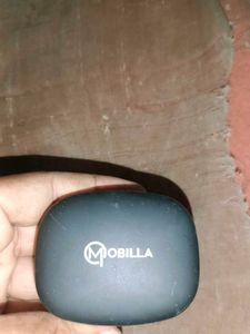 Used Earbuds Brand Mobilla