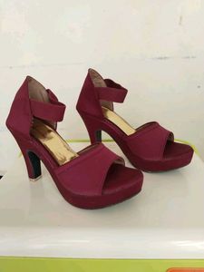 Burgundy 👠👠👠👠👠 Heels