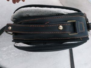 Round Sling Bag