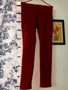 LYCRA Women&#39;s Maroon Jegging