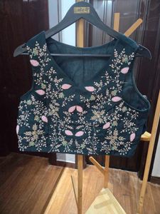 Embroidered skirt crop top &amp; Shrug