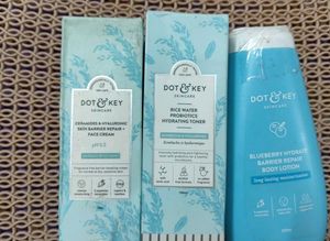 Dot & Key Skincare Set