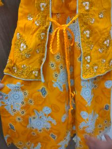 Cute Yellow Girls Clothing