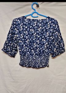 🆕 “Bella Figura” Floral Crop Top