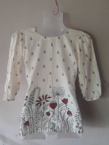 Floral Print 3/4 Sleeve Top