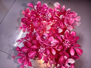 2 Artificial Flowers Pot