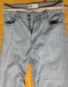 Zara Light Wash Mom Jeans