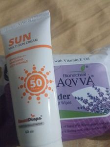 Wet Wipes And Sunscreen Spf50PA+++