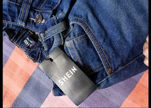 Wide Leg Cropped Jeans