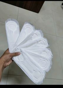 Rash free Cotton High Quality Pads.(25 Pieces)