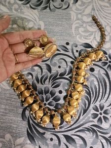 Necklace & Earring Set
