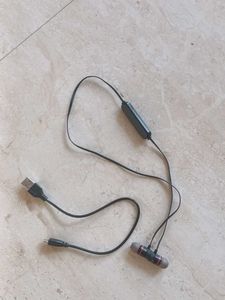 Bluetooth Wireless Earphones With Data Cable