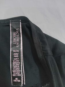 Victoria&#39;s secret Briefs set-2