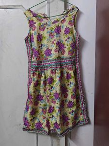 Max Floral Sleevless Fit And Flared Dress