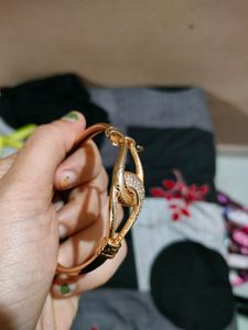 New One Piece Bangle/Kadga With Locking