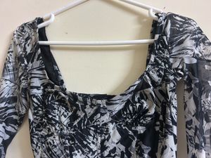 ✨ Black &amp; White Abstract Mesh Corset Top