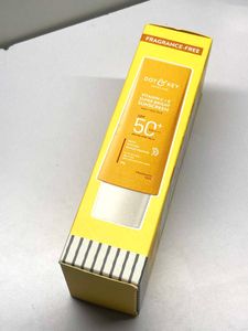 Dot &amp; Key Vitamin C Sunscreen For Sale !