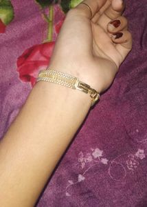 Stylish Bangle Bracelet