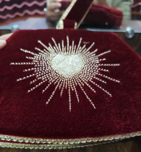 Charlotte Tillbury Velvet Potli