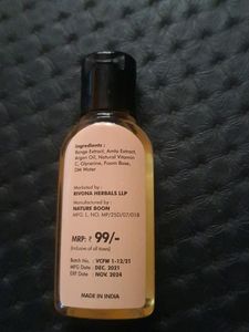 Rivona Naturals Vitamins C Facewash