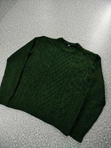 uniqlo Green Knit Sweater