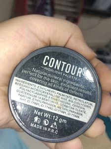 Kiss Beauty Contour Highlight Palette