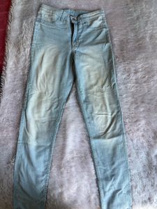 Light Wash Denim Jeans