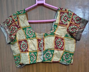 Ikkat Gold Saree