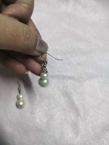 Pearl Hanging Earrings
