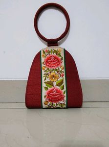 Pretty Floral Embroidered Handbag