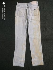 Jeans With Dye