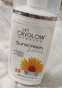 Oxyglow Sunscreen Lotion