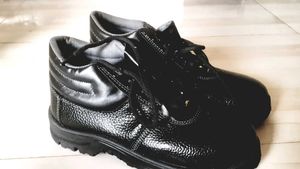 Men 8 Number Black Shooe