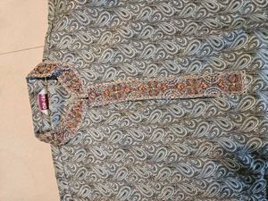 Embellished Patterned Kurta. Cc