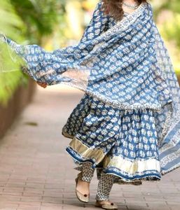Blue & White Printed Salwar Kameez