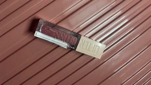 Maybelline Lifter Gloss - Petal