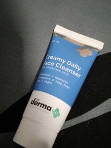 The Derma Co Cleanser