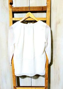 Branded Vero Moda Elegant White Top size-34
