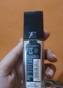 Maybelline Fit Me Foundation