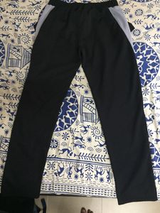 Track Pant Size: M