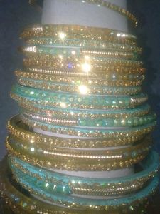 Sparkling Bangle Set