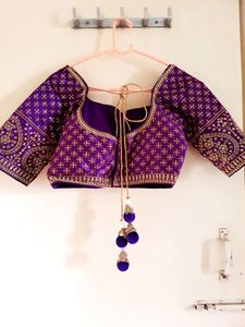 Women Royal Look Lahnga Choli