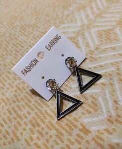 Black Triangle Earings