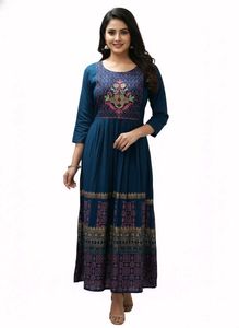 Elegant Blue Embroidered Kurta