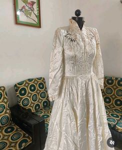 Vintage Satin Wedding Gown 😍