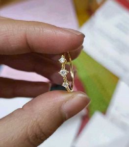 Giva Golden Moments Ring