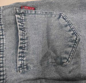 Grey Coloured Straight Pant