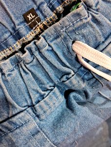 Women&#39;s Jogger Jeans🎀💙
